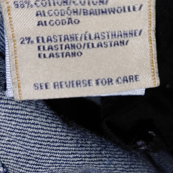 Miss Me Jean Shorts - Picture 3 of 4